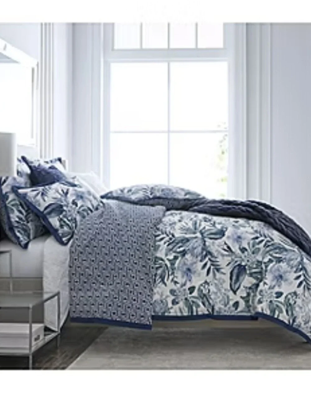 Liz Claiborne Eloise 3-pc. Comforter Set King/Cal King